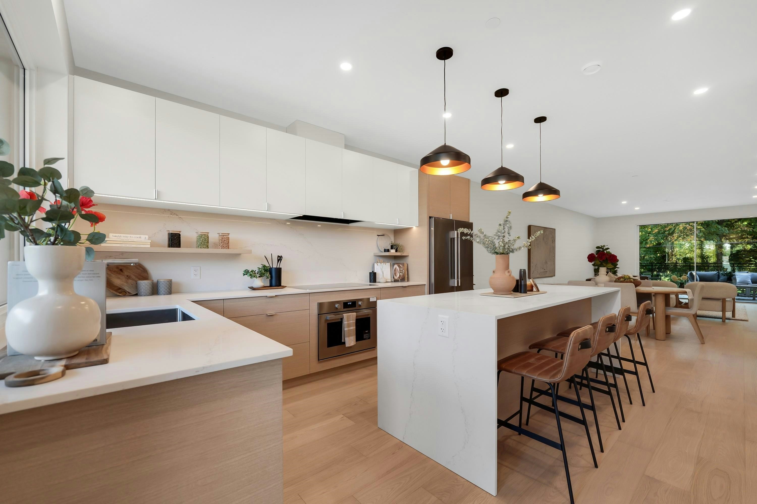 2305 Mamquam Road - 4