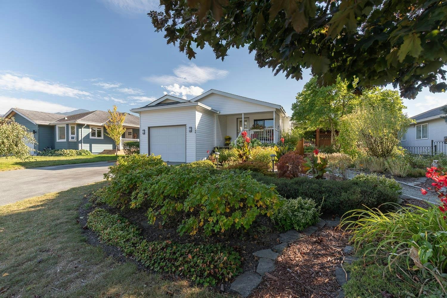 1008 Edgewater Crescent, Squamish, BC, V6B 0B2