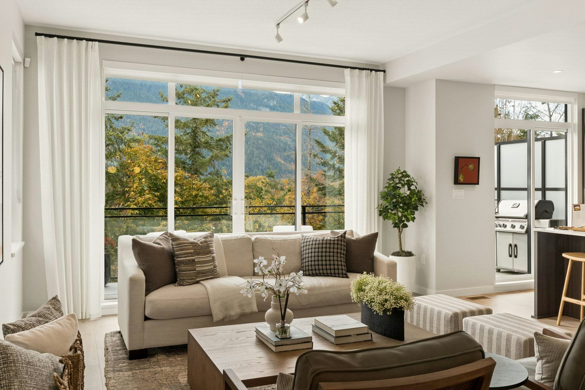 41173 Garibaldi Springs Way, Squamish, BC, V8B 1H1