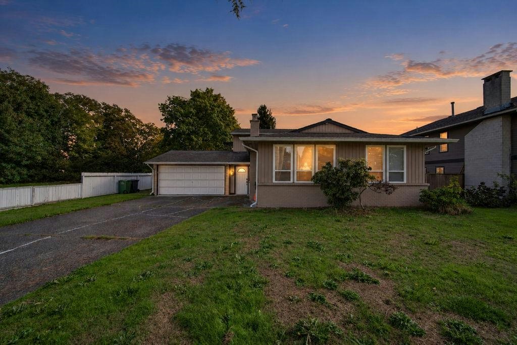 10180 Cornerbrook Crescent, Richmond, BC, V7E 4H4