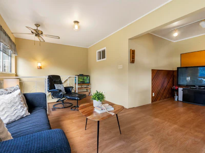 9141 Prince Charles Boulevard - 4