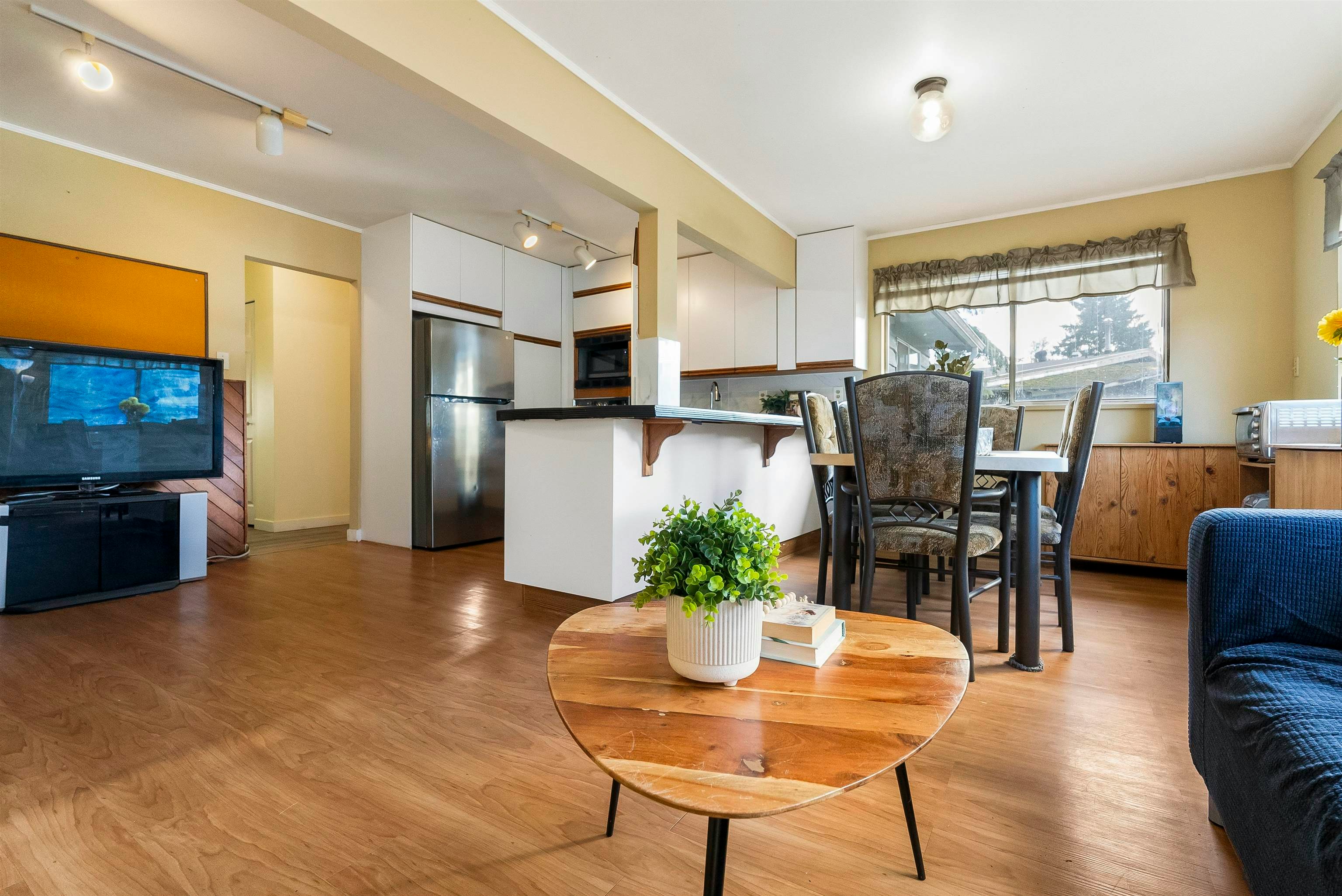 9141 Prince Charles Boulevard - 5