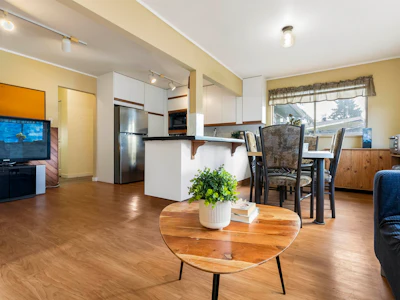 9141 Prince Charles Boulevard - 5