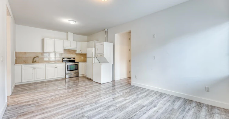 Spence Ave, Coquitlam, BC, V3J 4V5