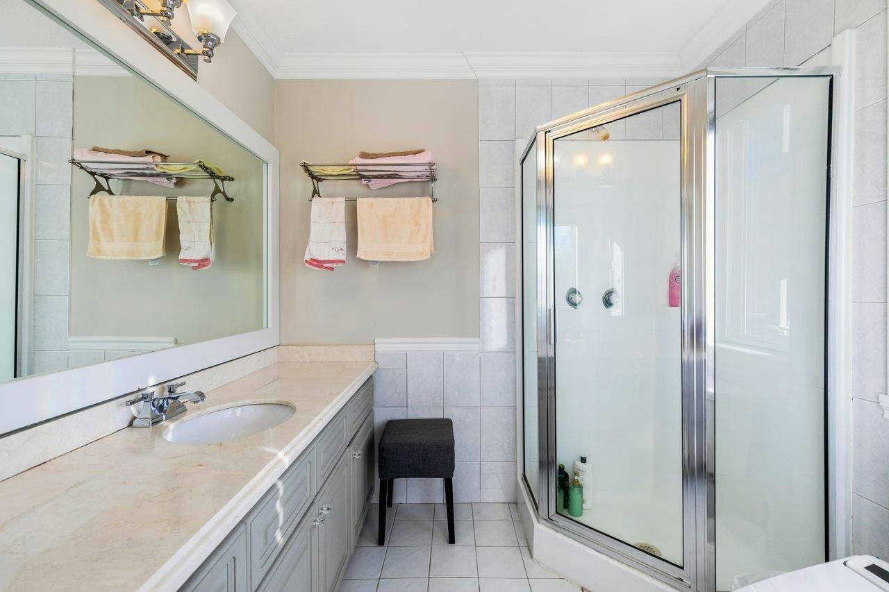 53XX Sperling Avenue, Burnaby, BC, V5E 2T5 - 32