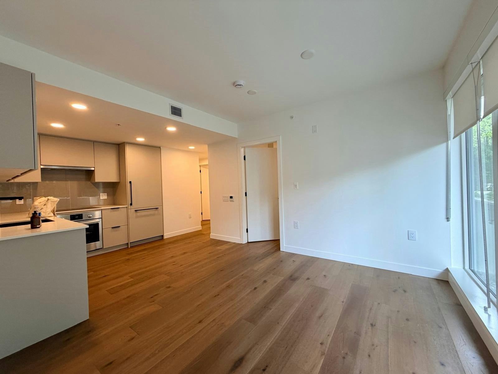 104-8120 Oak Street, Vancouver, BC, V6P 0N2 - 5