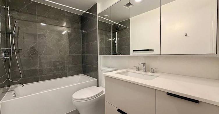 104-8120 Oak Street, Vancouver, BC, V6P 0N2 - 13
