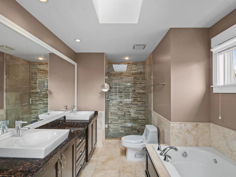 1501 Frederick Road, North Vancouver, BC, V7K 1J6 - 18
