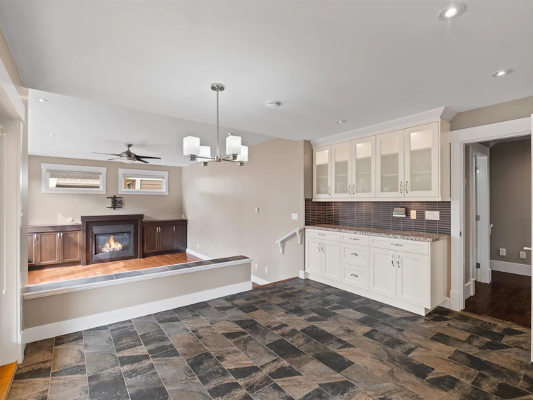 1501 Frederick Road, North Vancouver, BC, V7K 1J6 - 11