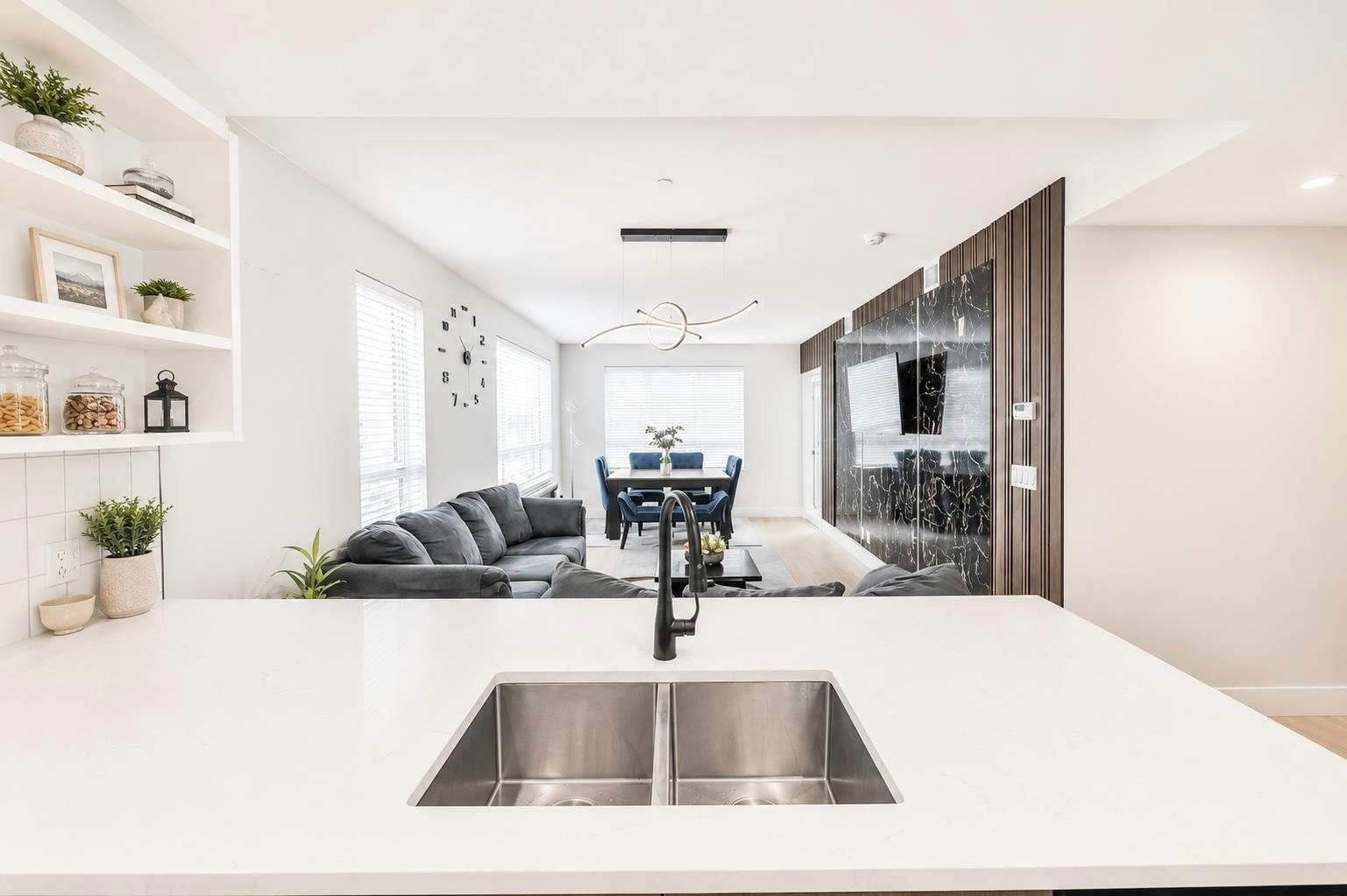 22265 Dewdney Trunk Road - 3