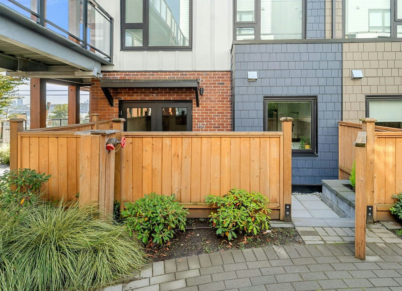 157-555 E 2nd Street, North Vancouver, BC, V7L 1E1
