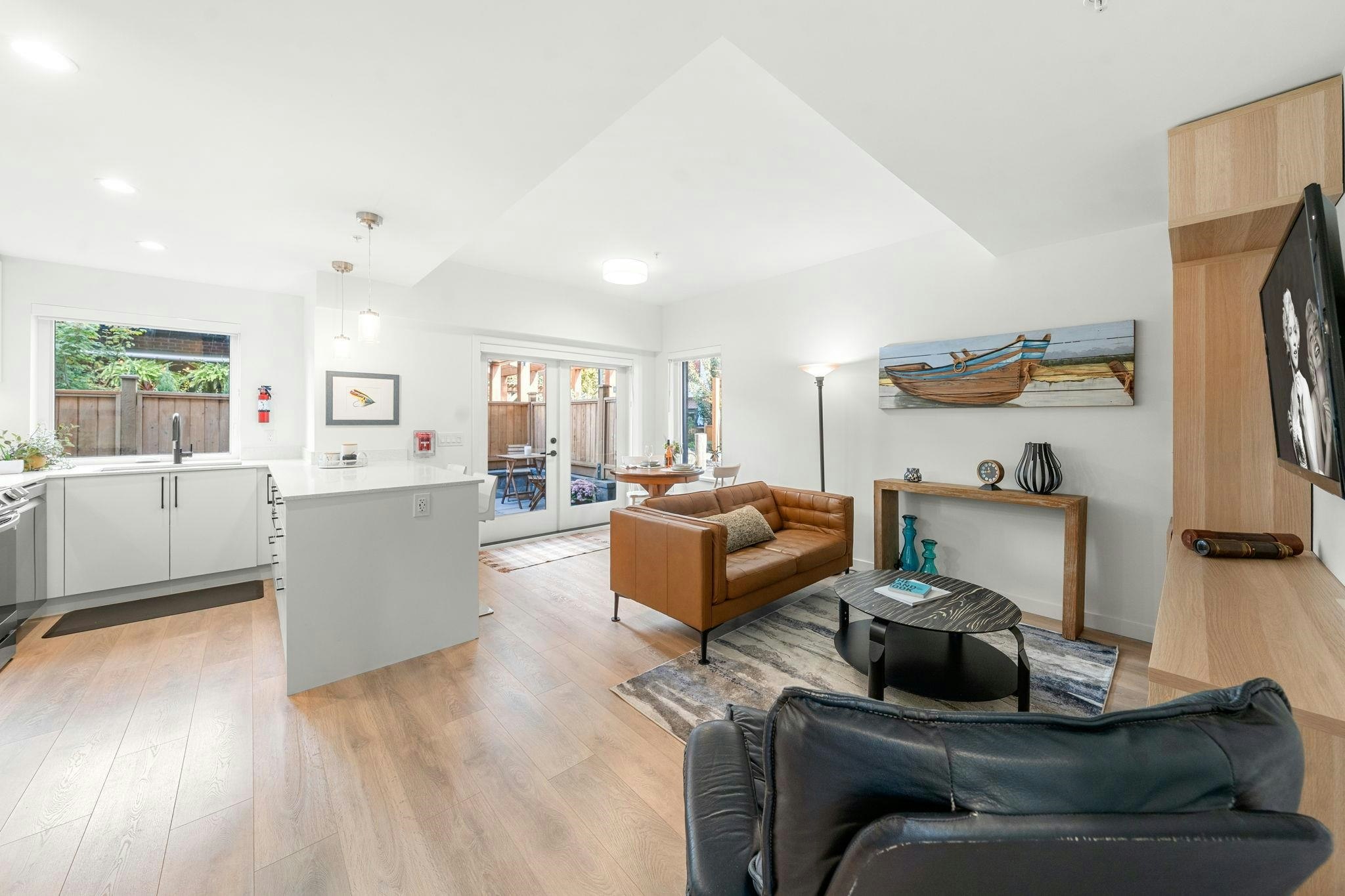 157-555 E 2nd Street, North Vancouver, BC, V7L 1E1