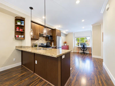 4-9391 Alberta Road - 3
