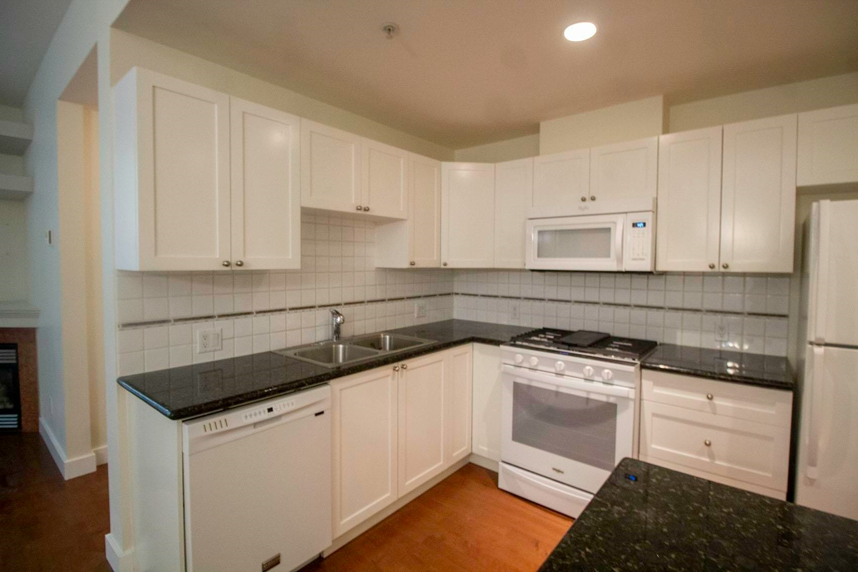 1427 W 6th Avenue, Vancouver, BC, V6H 4G1 - 5
