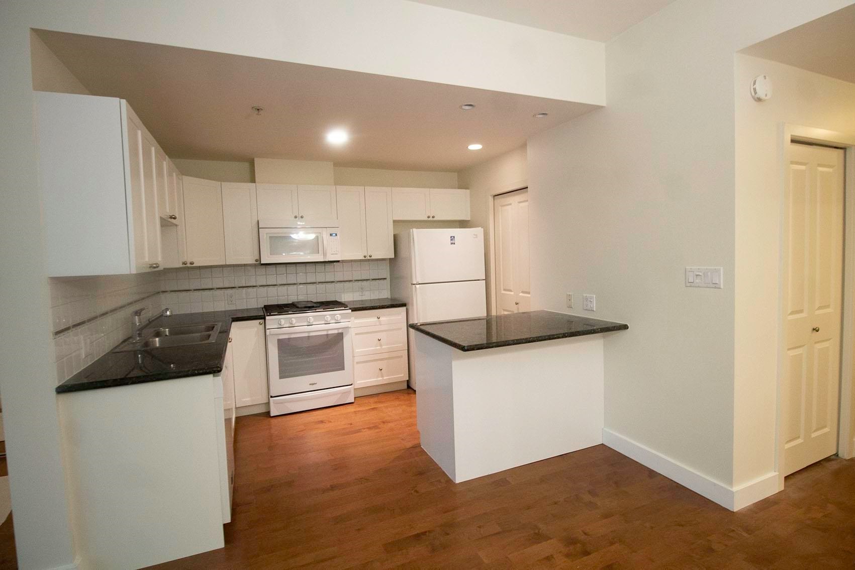 1427 W 6th Avenue, Vancouver, BC, V6H 4G1 - 8