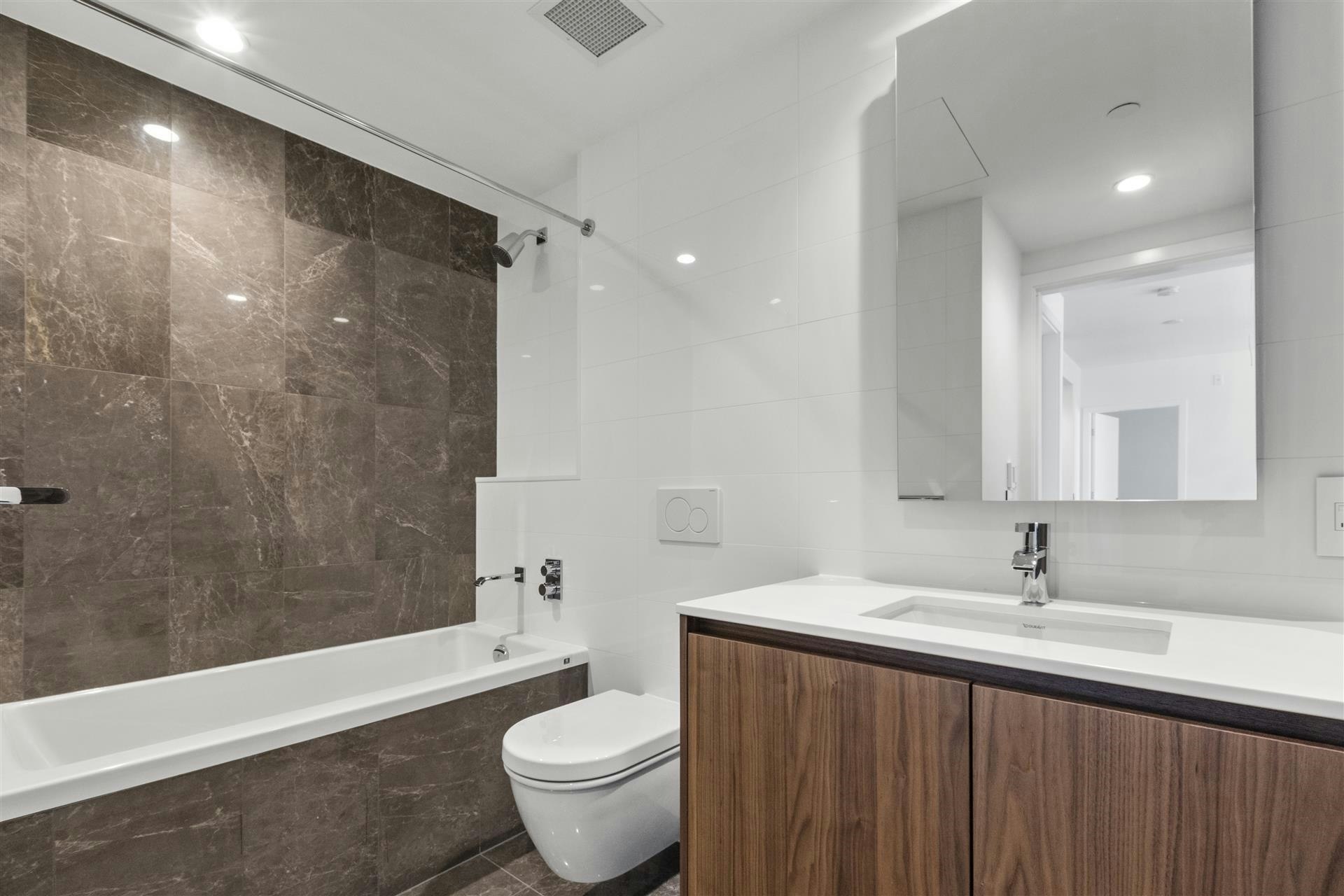 301-389 W 59th Avenue, Vancouver, BC, V5X 0J4 - 11