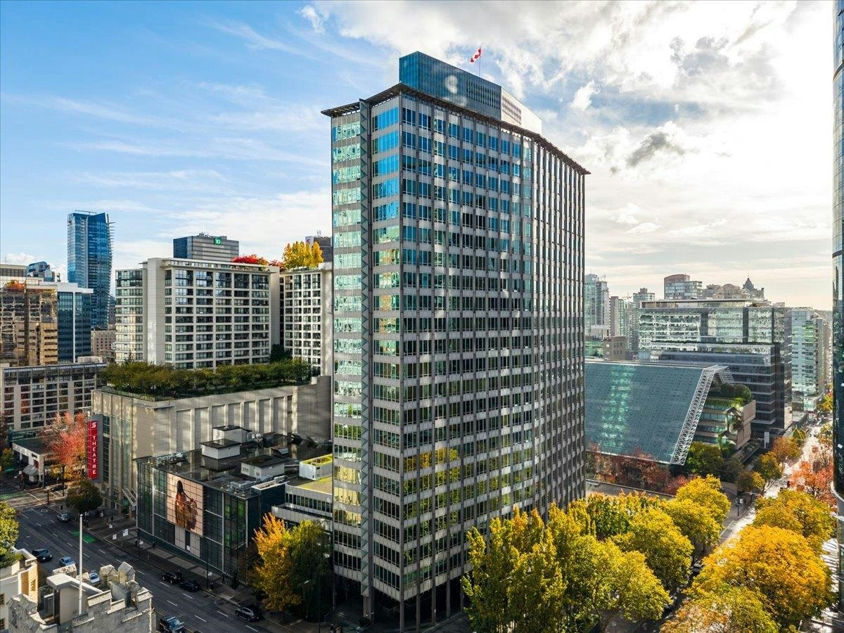 1513-989 Nelson Street, Vancouver, BC, V6Z 2S1