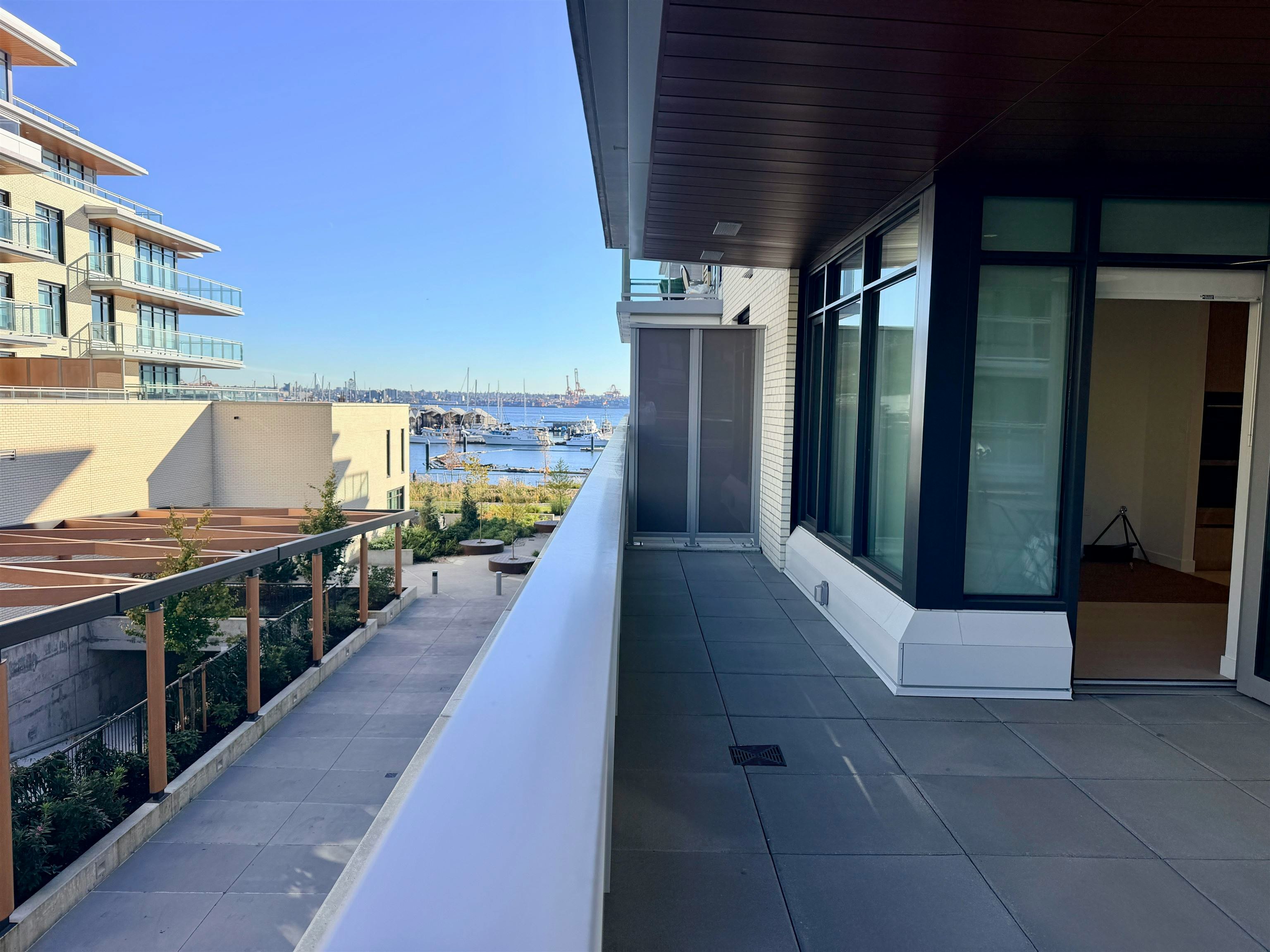 304-785 Harbour Way, North Vancouver, BC, V6P 0N2 - 5