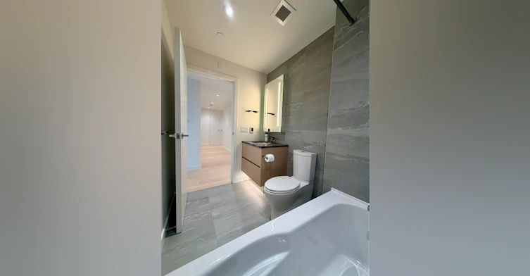 304-785 Harbour Way, North Vancouver, BC, V6P 0N2 - 22
