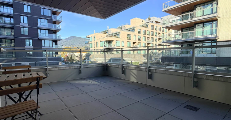 304-785 Harbour Way, North Vancouver, BC, V6P 0N2 - 2