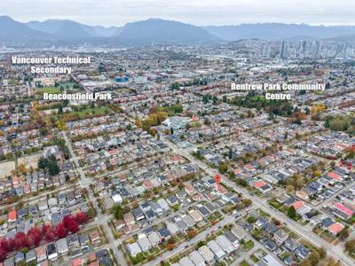 3951 Slocan Street - 4