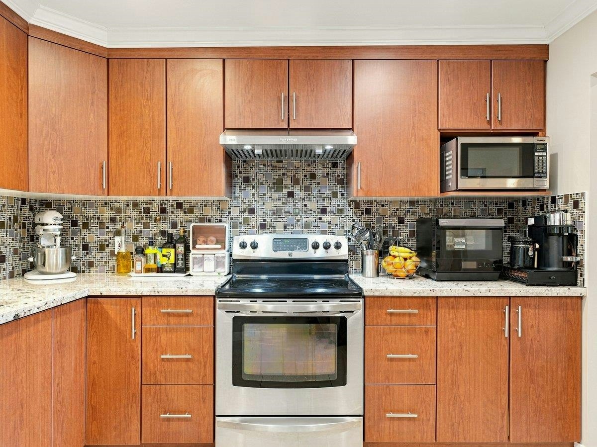 3951 Slocan Street, Vancouver, BC, V5R 1Y7 - 10