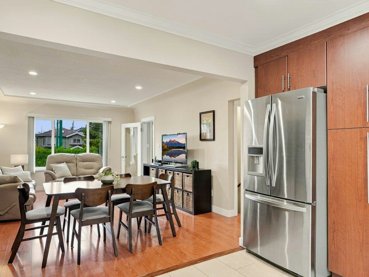 3951 Slocan Street, Vancouver, BC, V5R 1Y7 - 7
