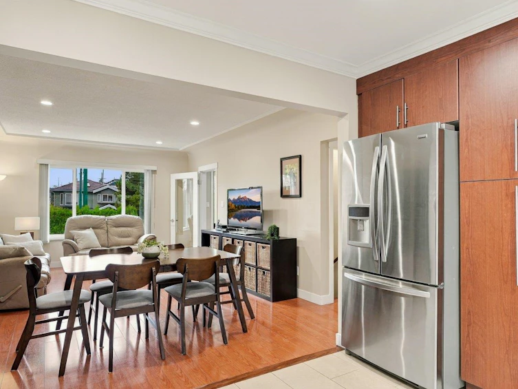 3951 Slocan Street, Vancouver, BC, V5R 1Y7 - 7