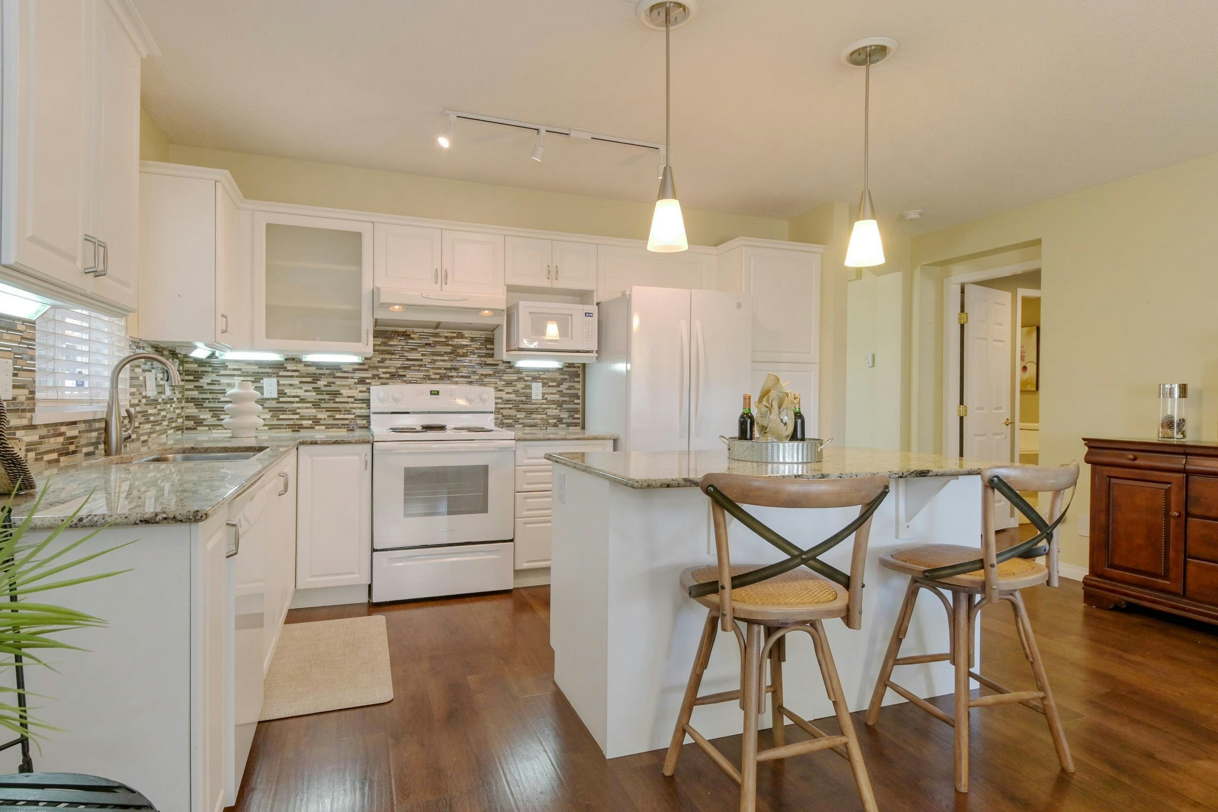 49-6488 168 Street, Surrey, BC, V3S 8Z1 - 11