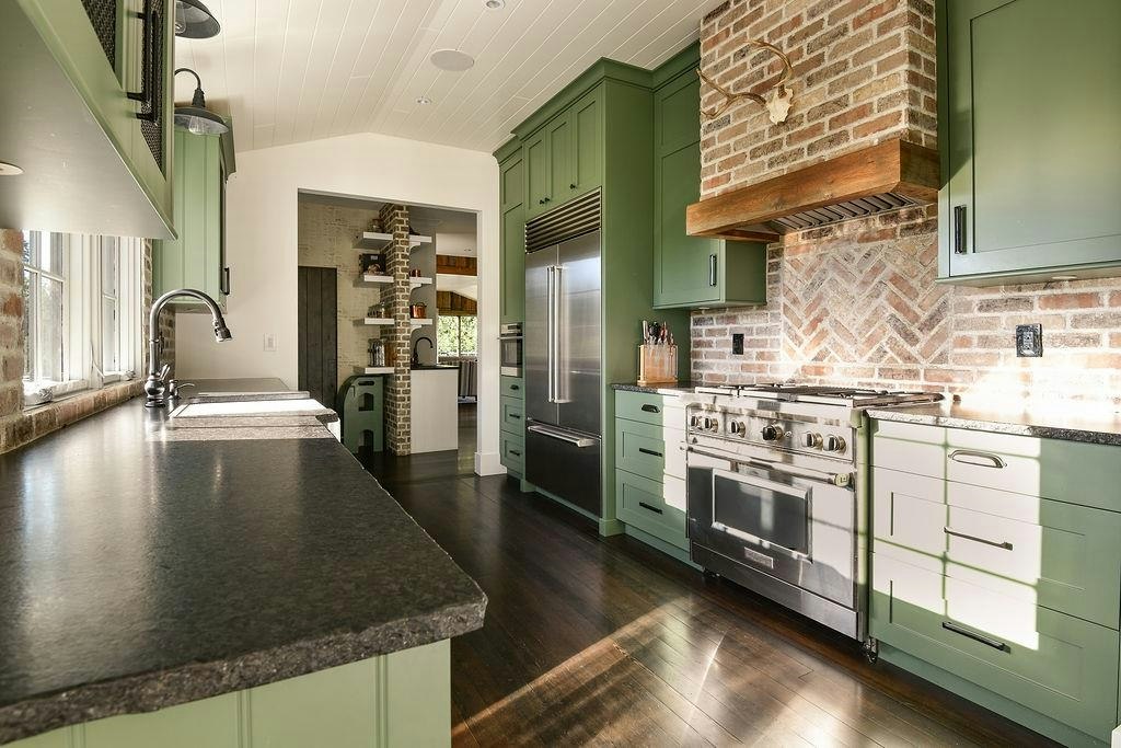 25125 72 Avenue - 3