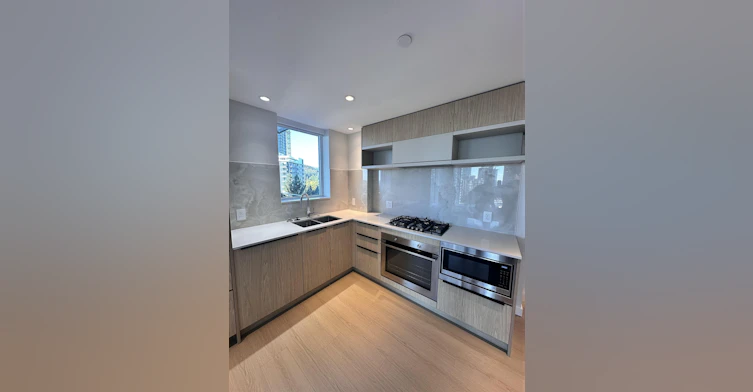 9xx-612 Elmwood Street, Coquitlam, BC, V3J 3W8 - 13