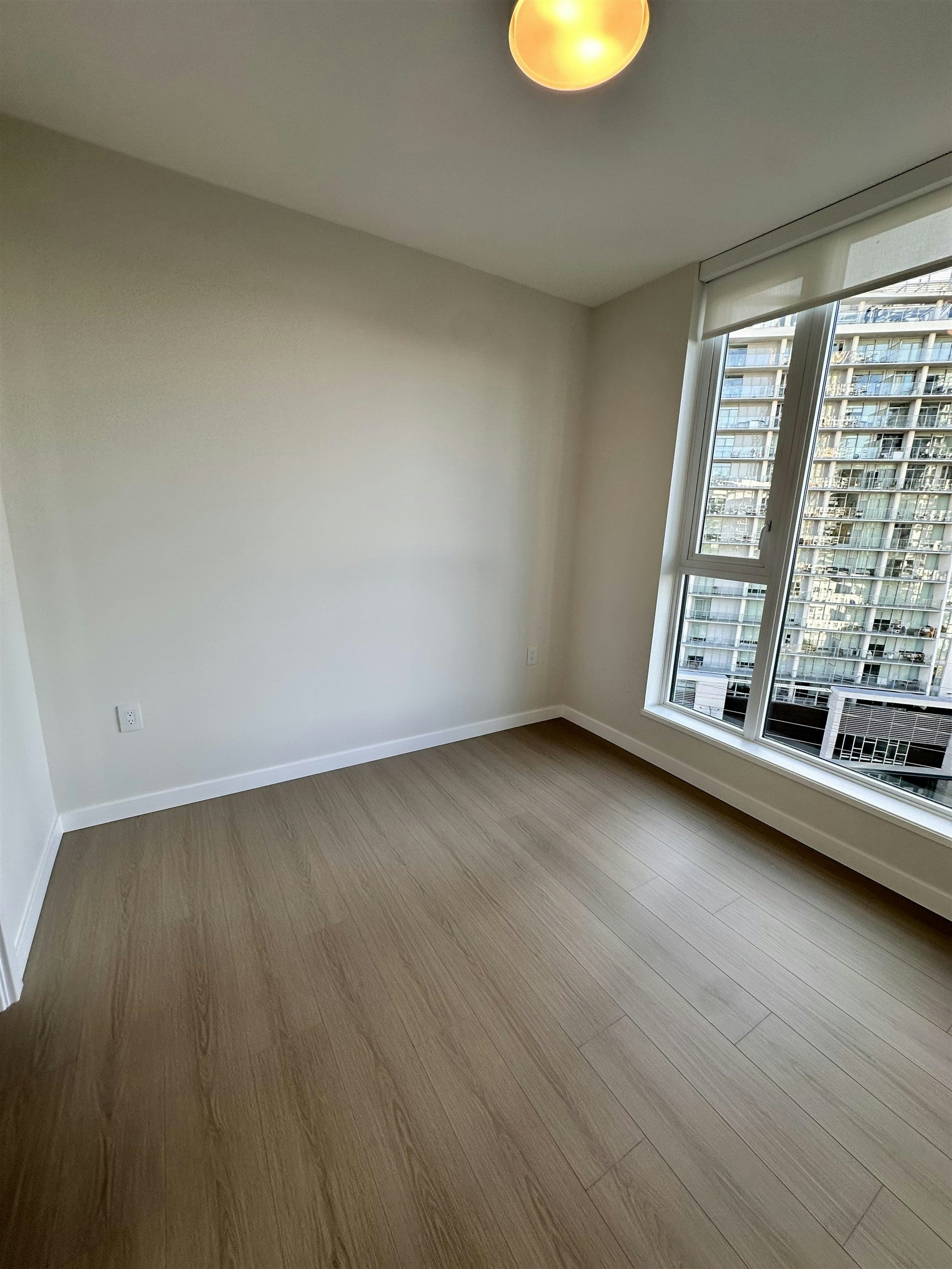 9xx-612 Elmwood Street, Coquitlam, BC, V3J 3W8 - 11