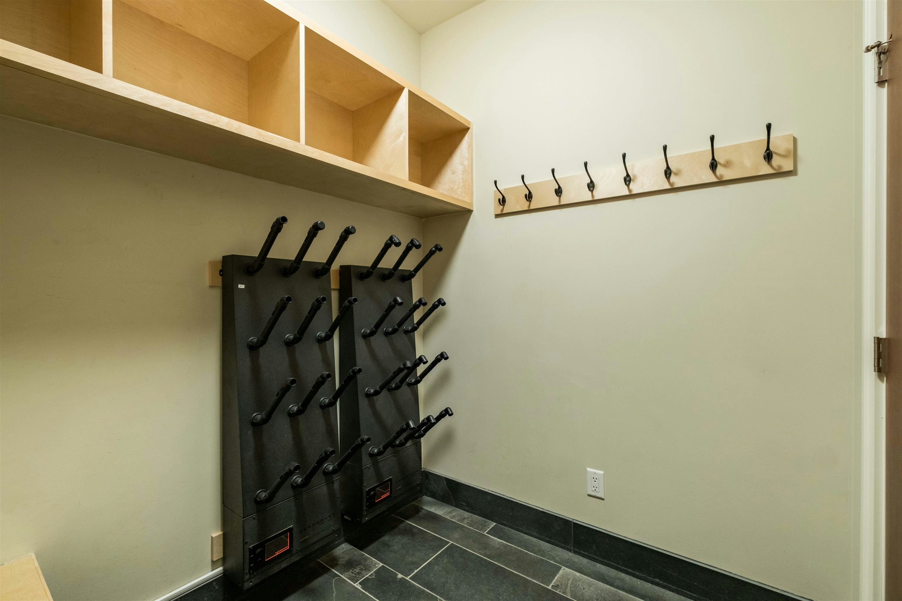 37-7124 Nancy Greene Drive, Whistler, BC, V8E 0W9 - 35