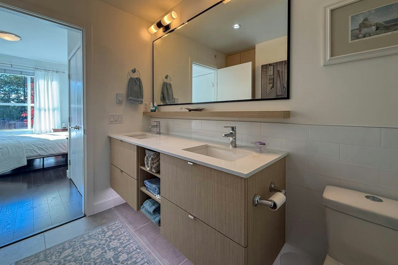 402-3205 Mountain, North Vancouver, BC, V7K 0A3 - 31