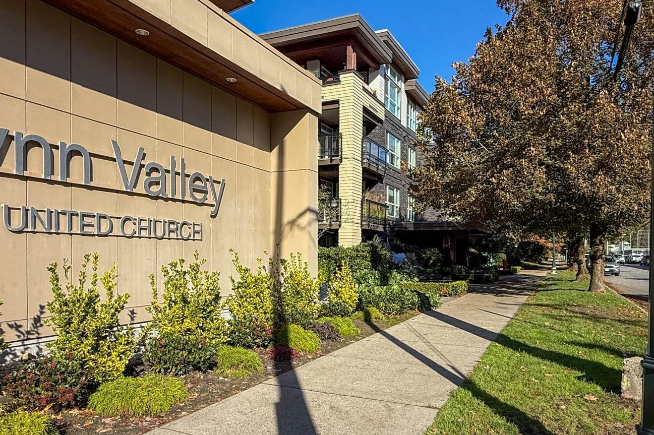 402-3205 Mountain, North Vancouver, BC, V7K 0A3 - 4