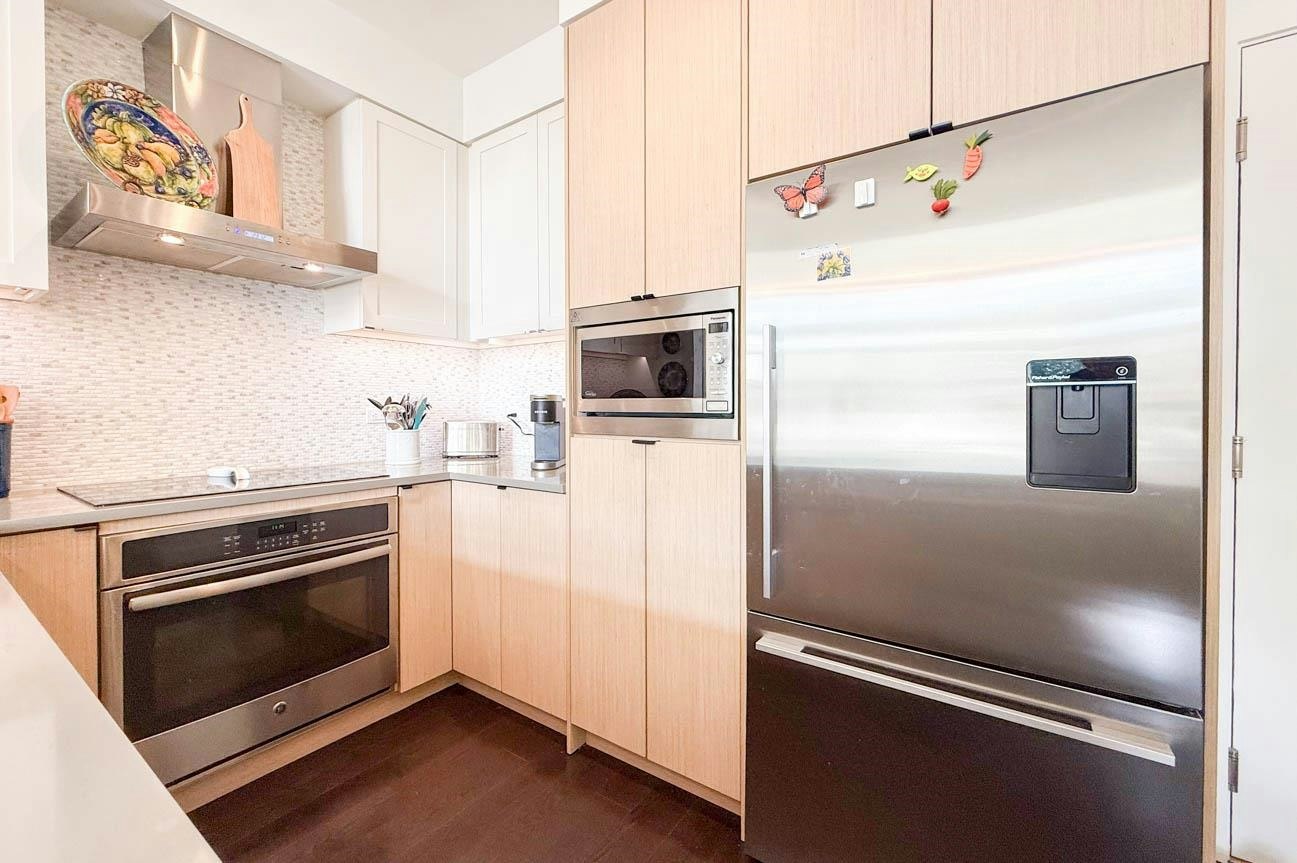 402-3205 Mountain, North Vancouver, BC, V7K 0A3 - 21