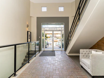 213-20860 56 Avenue - 5