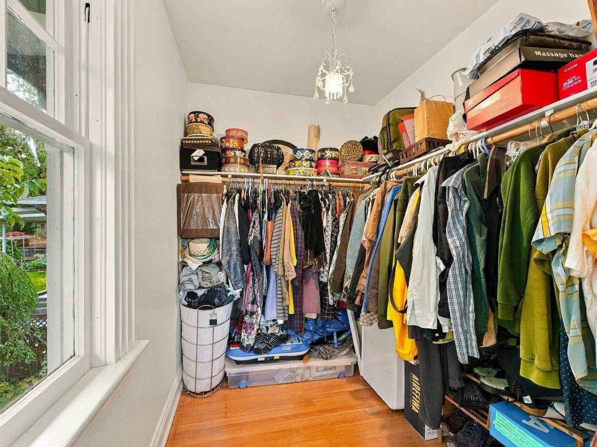 5558 Laurel Street, Burnaby, BC, V5G 1N2 - 22