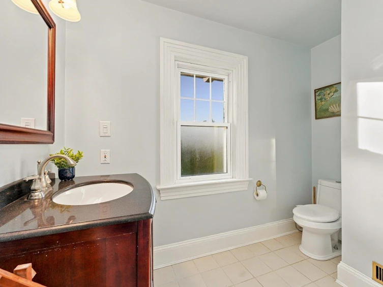 5558 Laurel Street, Burnaby, BC, V5G 1N2 - 21