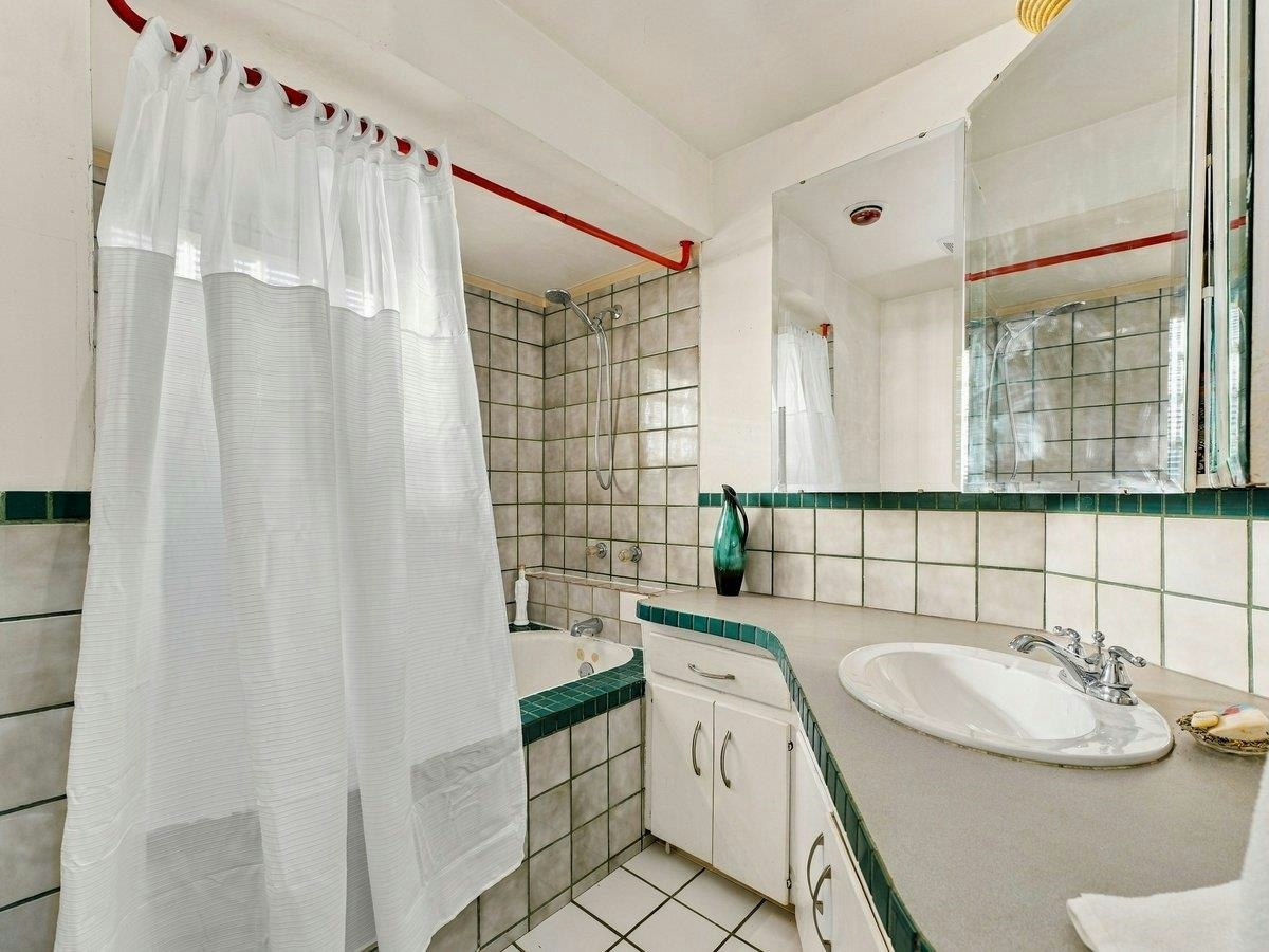 5558 Laurel Street, Burnaby, BC, V5G 1N2 - 25