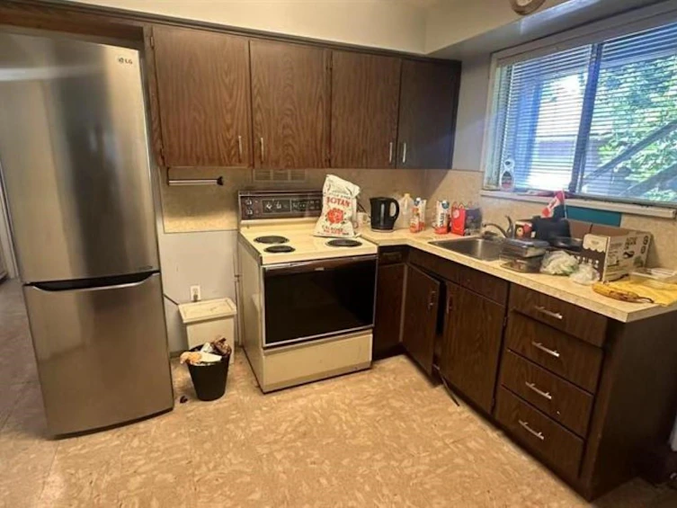 7851 Bennett Road, Richmond, BC, V6Y 1N3 - 4
