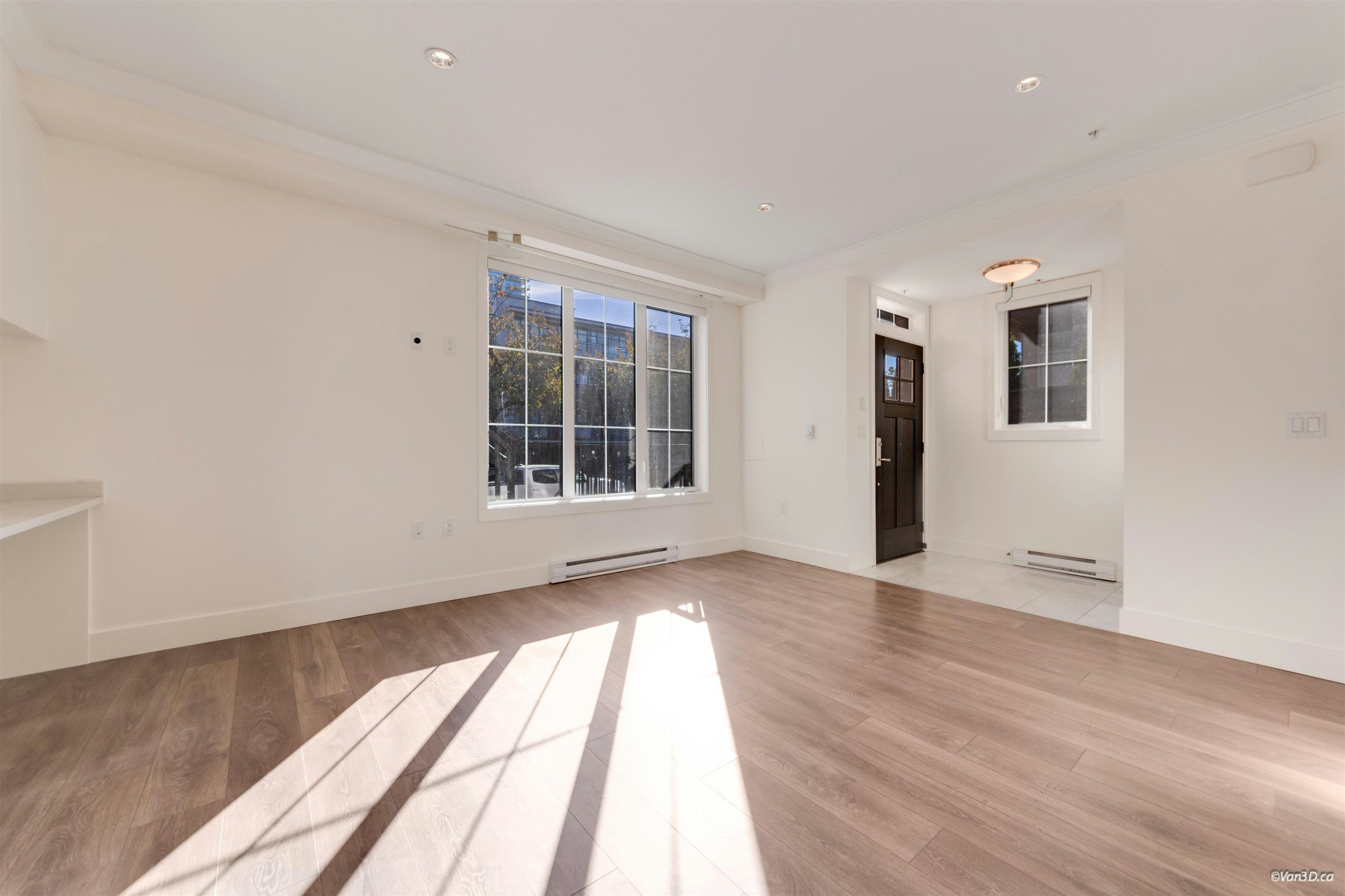 469 W 63 Avenue, Vancouver, BC, V5X 2J3 - 6