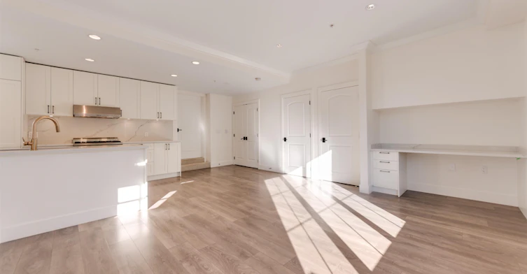 469 W 63 Avenue, Vancouver, BC, V5X 2J3 - 14