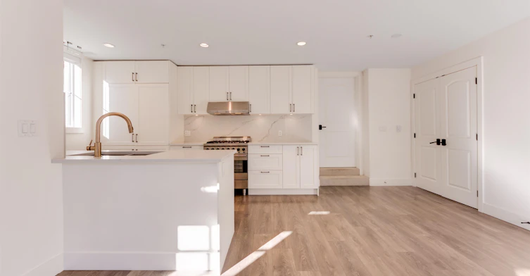 469 W 63 Avenue, Vancouver, BC, V5X 2J3 - 11