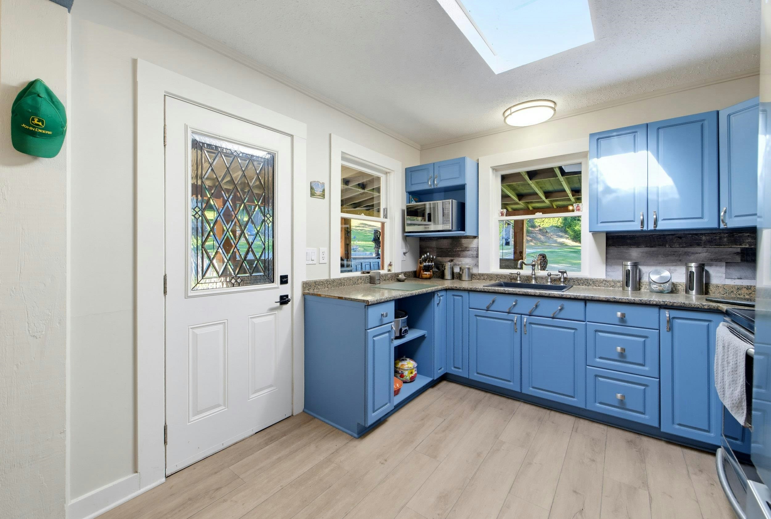 29919 Dewdney Trunk Road - 4
