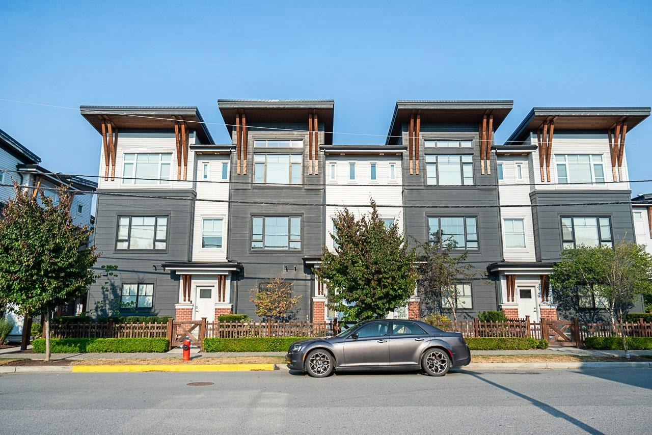 8-22128 48a Avenue, Langley, BC, V3A 0L6