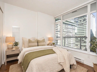 1303-480 Robson Street - 3