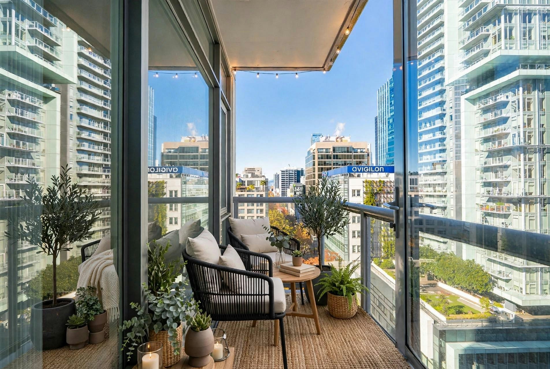 1303-480 Robson Street - 5