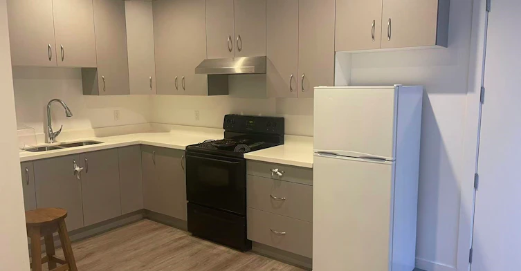 1 Bed Suite-5349 Patrick Street, Burnaby, BC, V5J 3B2 - 4