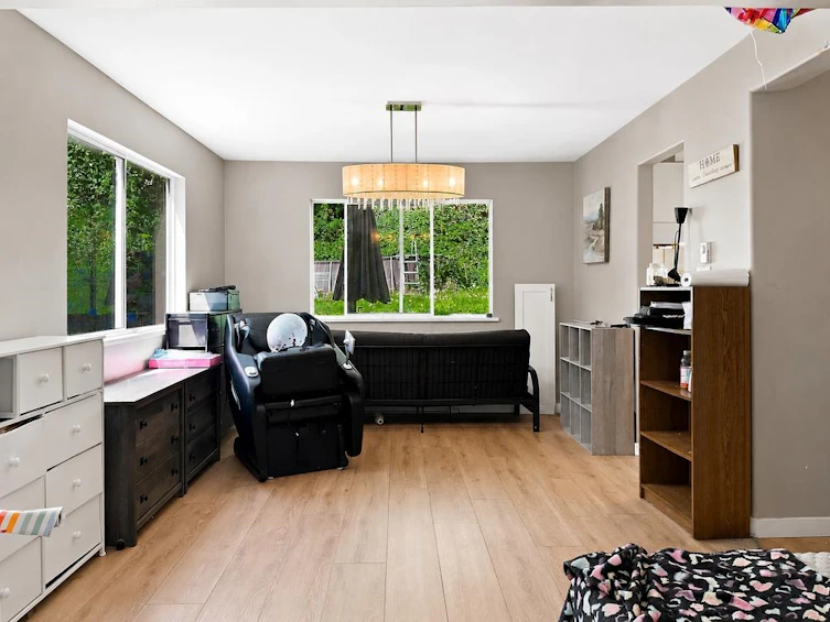1304 Kearton Road, Gibsons, BC, V0N 1V4 - 10